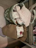 2 tassen baby kleding ( VOLL ) maat 62 voor een meisje, Verzenden, Zo goed als nieuw, Meisje