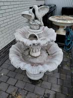 Betonnen fontein, Tuin en Terras, Waterpartijen en Fonteinen, Ophalen, Zo goed als nieuw, Beton, Fontein