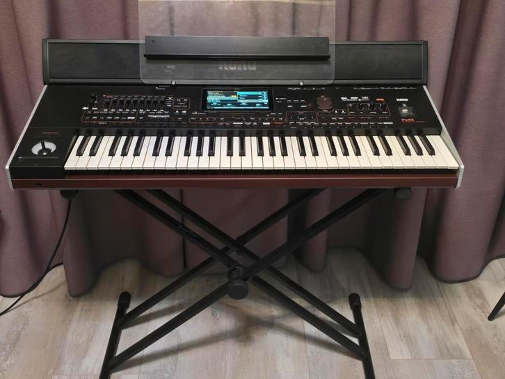 Korg Pa4X Professional Arranger Keyboard, Muziek en Instrumenten, Keyboards, Zo goed als nieuw, 61 toetsen, Korg, Aanslaggevoelig