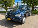 Mercedes-Benz M-Klasse 4.3 Ml430 4MATIC AUT 2000 Blauw, Auto's, Mercedes-Benz, Automaat, Stoelverwarming, Blauw, Leder