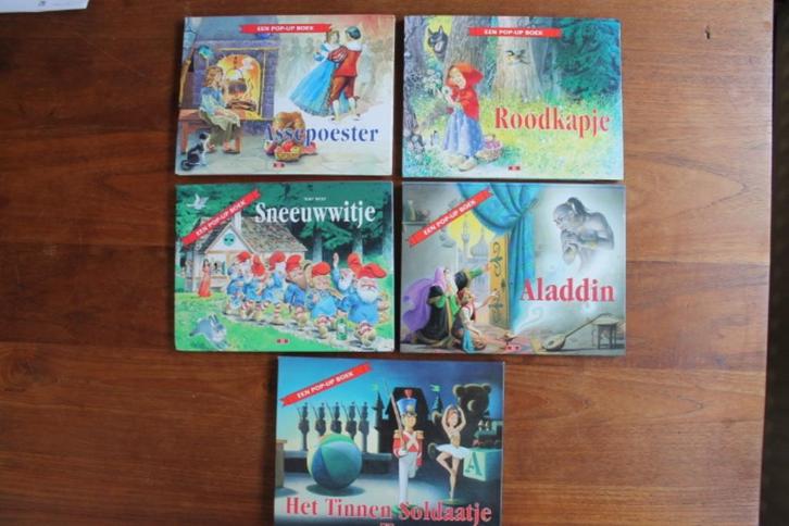 5x pop up Tinnen Soldaatje Roodkapje Aladdin Assepoester e.a, Boeken, Sprookjes en Fabels, Gelezen, Ophalen of Verzenden