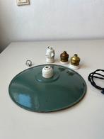 Oud Frans lampje uit de Bourgogne met porceleinen fittingen, Antiek en Kunst, Curiosa en Brocante, Ophalen of Verzenden