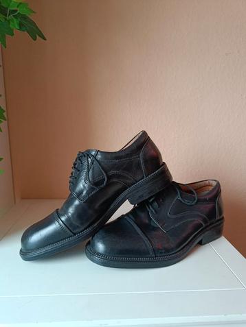 Vintage zwarte leren schoenen maat 41 beschikbaar voor biedingen
