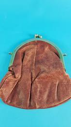 Vintage portemonnee / tasje, bruin leer met knipsluiting 6B6, Tweedehands verkoop, Tweedehands verkoop, Gebruikt, Bruin