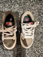 Nike Jordan Travis Scott - Maat 26, Kinderen en Baby's, Ophalen of Verzenden, Zo goed als nieuw, Jongetje of Meisje, Schoentjes