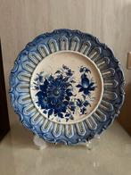 Bassono: zeldzame handgeschilderd keramiek bord., Antiek en Kunst, Ophalen