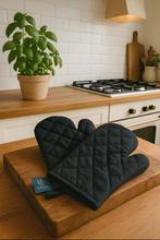 TapasArt -Set van 2 ovenwanten - basic black, Ophalen of Verzenden, Nieuw, Zwart