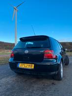 Volkswagen Golf 2.3 V5 125KW 2003 Zwart, Auto's, Voorwielaandrijving, Stof, Xenon verlichting, Zwart