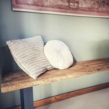 Unieke oude eiken planken. Zeldzaam breed! Bankje /sidetable beschikbaar voor biedingen