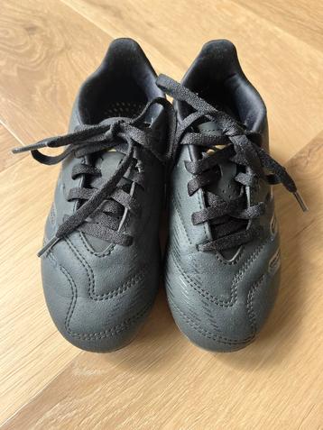 Adidas preditor voetbalschoenen maat 30 beschikbaar voor biedingen