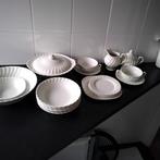 Johnson regency  snowwhite, Huis en Inrichting, Keuken | Servies, Ophalen, Zo goed als nieuw, Bord(en), Overige stijlen