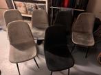 6 grijze en 2 zwarte eetkamerstoelen, Ophalen, Zo goed als nieuw, Vijf, Zes of meer stoelen, Stof