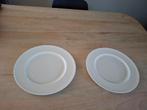 2 Grote (31 cm) Wedgewood Windsor borden, Huis en Inrichting, Ophalen, Zo goed als nieuw, Bord(en), Wedgwood