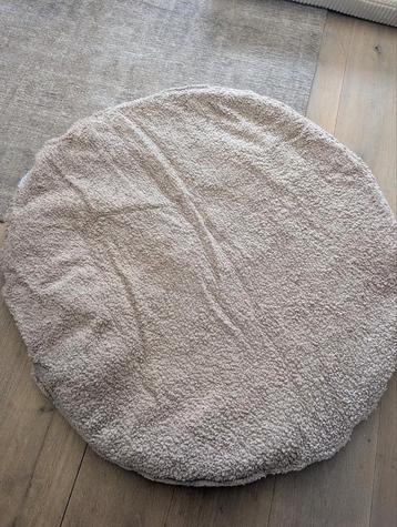 Boxkleed rond teddy/velours Ilmaha beschikbaar voor biedingen
