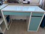 Kinderbureau Micke Ikea, Huis en Inrichting, Bureaus, Ophalen, Zo goed als nieuw