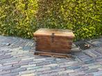Antieke houten opbergkist met metalen beslag, Huis en Inrichting, Woonaccessoires | Kisten, Ophalen, Minder dan 50 cm, 50 tot 100 cm