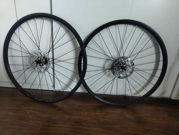 Alexrims gravel wielset steekas beschikbaar voor biedingen
