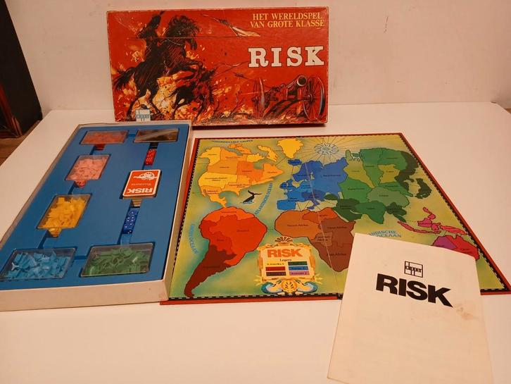 Vintage risk rode doos clipper risk, Hobby en Vrije tijd, Gezelschapsspellen | Bordspellen, Gebruikt, Ophalen of Verzenden