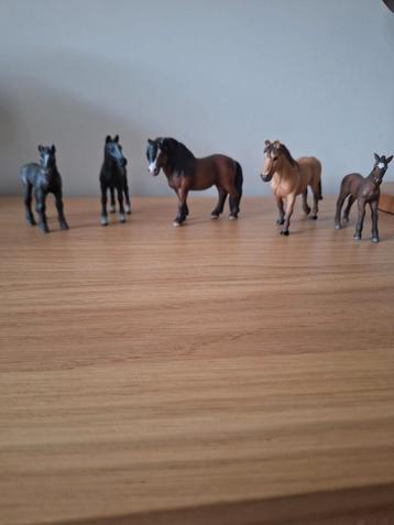 Schleich Pony Set met Veulens beschikbaar voor biedingen