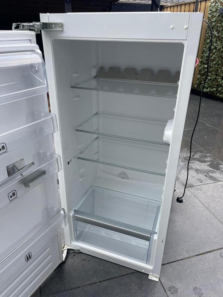 Nette Whirpool inbouw koelkast A++ 122cm koeling, Witgoed en Apparatuur, Koelkasten en IJskasten, Gebruikt, Zonder vriesvak, 150 tot 200 liter