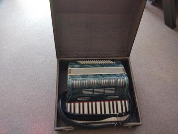 Mantovani accordeon licht gewicht beschikbaar voor biedingen