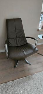 Comfortabele leren draaistoel, Ophalen of Verzenden, Zo goed als nieuw, Modern, 50 tot 75 cm