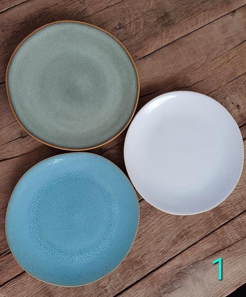 TE KOOP : servies van serie Porto, Huis en Inrichting, Keuken | Servies, Overige typen, Effen, Aardewerk, Ophalen