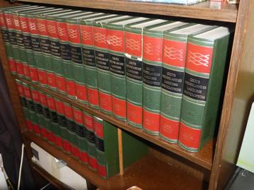 Teab: De Grote Nederlandse Larousse encyclopedie beschikbaar voor biedingen