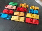 12 oude speelgoed auto's van vinyl / plastic., Antiek en Kunst, Antiek | Speelgoed, Ophalen of Verzenden