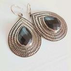 Close to zen oorbellen hematiet, Verzenden