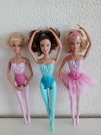 3 Barbies Princess Ballerina 2x W2921 en W2922 (2012), Kinderen en Baby's, Speelgoed | Poppen, Ophalen of Verzenden, Gebruikt