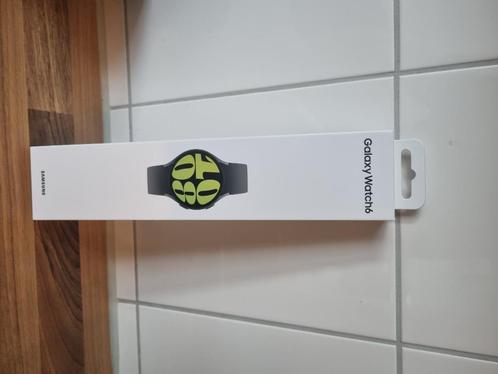 Smartwatch samsung nieuw, Sieraden, Tassen en Uiterlijk, Smartwatches, Nieuw, Android, Afstand, GPS, Hartslag, Slaap, Stappen