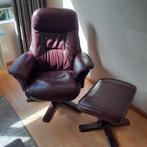 Stoel en voetenbank, Huis en Inrichting, Stoelen, Ophalen of Verzenden, Rood, Eén
