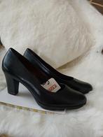 Tamaris leren pump maat 41, Ophalen of Verzenden, Nieuw, Zwart