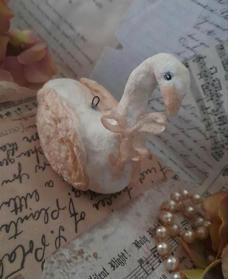 Prachtige brocante wattenpop Zwaan grote strik spuncotton, Antiek en Kunst, Curiosa en Brocante, Ophalen of Verzenden