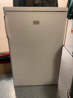 Zanussi Koelkast met Vriesvak - Compact & Handig!, 85 tot 120 cm, Gebruikt, 100 tot 150 liter, Ophalen of Verzenden