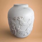 Mobach vaas Model 221 met kamelen H 28cm D 22cm, Antiek en Kunst, Ophalen of Verzenden