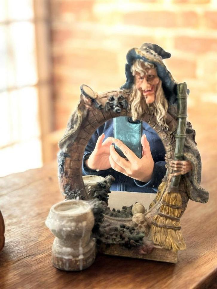 beeldje dat een heks van Efteling, Verzamelen, Efteling, Zo goed als nieuw, Beeldje of Poppetje, Ophalen of Verzenden