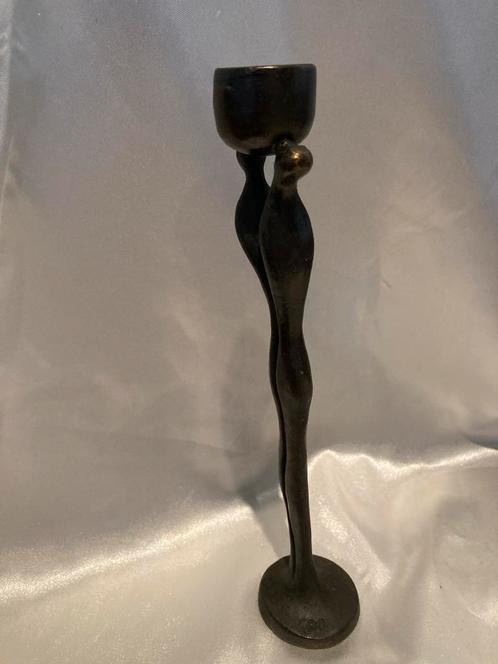 Bronzen Kandelaar 'Samen zien we licht' - Corry Ammerlaan, Antiek en Kunst, Antiek | Kandelaars, Koper of Brons, Ophalen of Verzenden