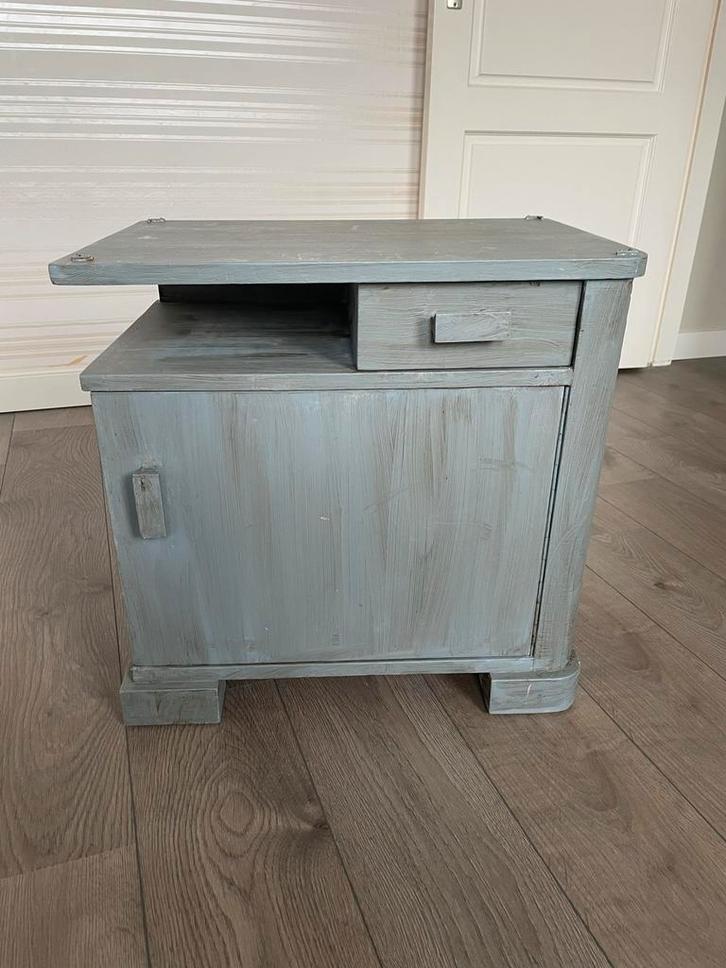 Vintage Nachtkastje/Bijzettafel, Huis en Inrichting, Slaapkamer | Nachtkastjes, Gebruikt, 55 tot 70 cm, 45 tot 65 cm, Hout, Ophalen