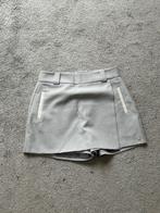 Josh V Parisa short, Ophalen of Verzenden, Zo goed als nieuw, Kort