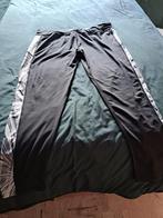 Sportlegging maat 44, Kleding | Dames, Grote Maten, Ophalen of Verzenden, Zo goed als nieuw, Zwart, Shirt of Top