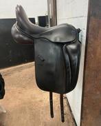 Arno Brandt zadel 17,5 inch donkerbruin, Dieren en Toebehoren, Paarden en Pony's | Zadels, Ophalen of Verzenden, Gebruikt, Dressuur
