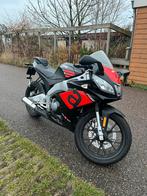 Aprilia rs 50 2020 50cc, Fietsen en Brommers, Brommers | Overige merken, 6 versnellingen, Maximaal 45 km/u, Zo goed als nieuw