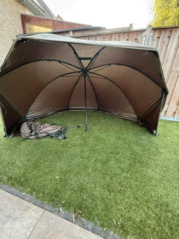Nash groundhog brolly beschikbaar voor biedingen