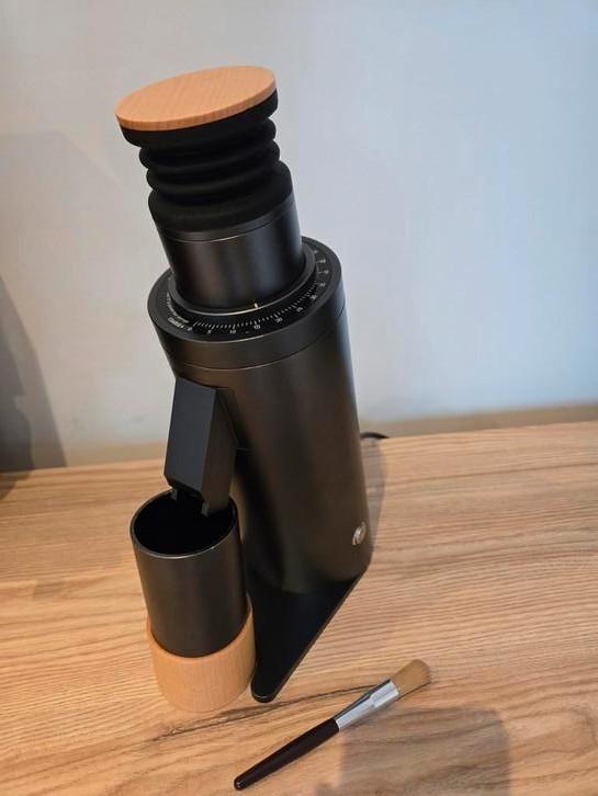 DF64V - donkergrijs met DLC burrs (incl. doos en alle acc.), Witgoed en Apparatuur, Koffiemachine-accessoires, Zo goed als nieuw