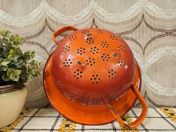 Vintage emaille vergiet oranje / grijs  beschikbaar voor biedingen