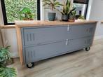 Dressoir, Industrieel / Locker kast/ TV meubel/ schoenenkast, Ophalen, Gebruikt, 25 tot 50 cm, 150 tot 200 cm