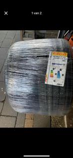 2 Pirelli 4seizoensbanden, Auto-onderdelen, Banden en Velgen, Nieuw, Winterbanden, Band(en), 225 mm