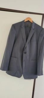 Prachtig grijs heren pak van merk hugo boss maat 102, Kleding | Heren, Kostuums en Colberts, Ophalen of Verzenden, Zo goed als nieuw